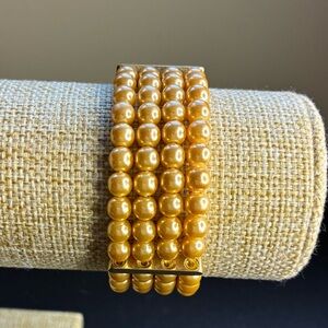 Chic Gold Beaded Bracelet